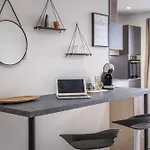 Steps Away From The Sea In - Sleeps 4 Apartamento *