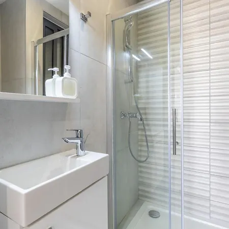 アパート Steps Away From The Sea In - Sleeps 4 スリーマ